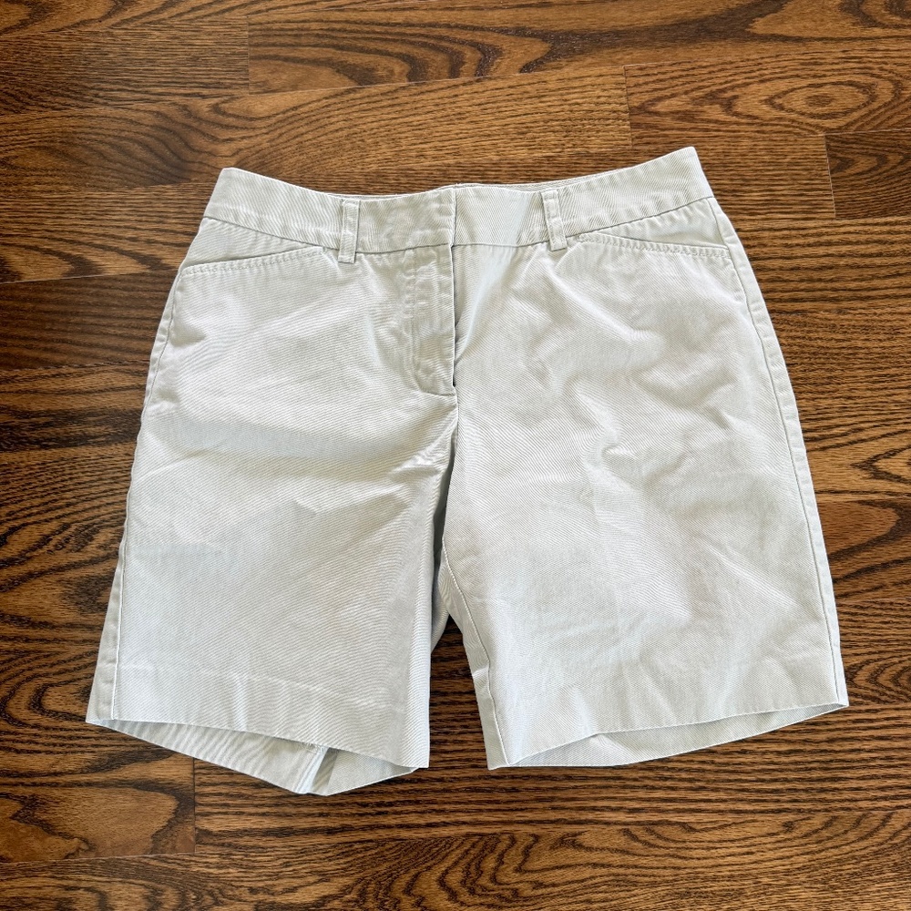 Tommy Bahamas White Women's 8" Shorts Size 8 Cotton